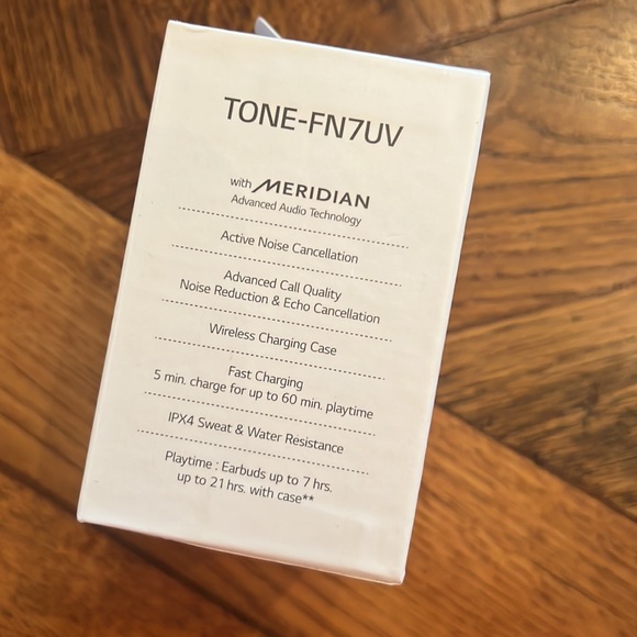 New In Box: LG Tone Free Noise Cancelling Ear Buds - Picture 4 of 6